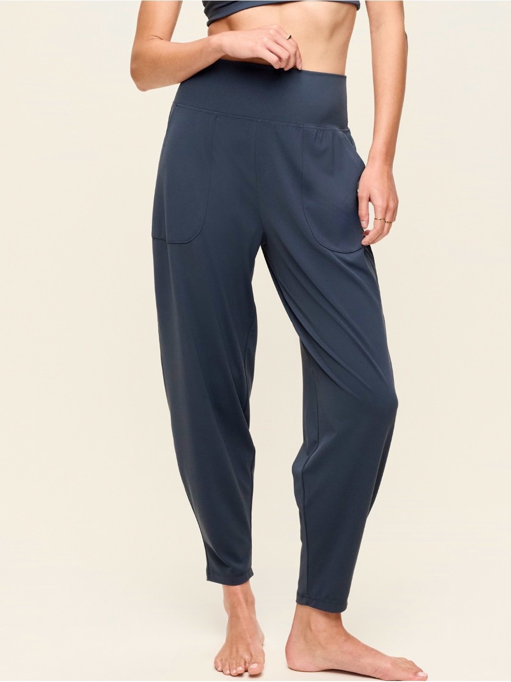 Old Navy Studio Smooth High-Rise Jogger Pants